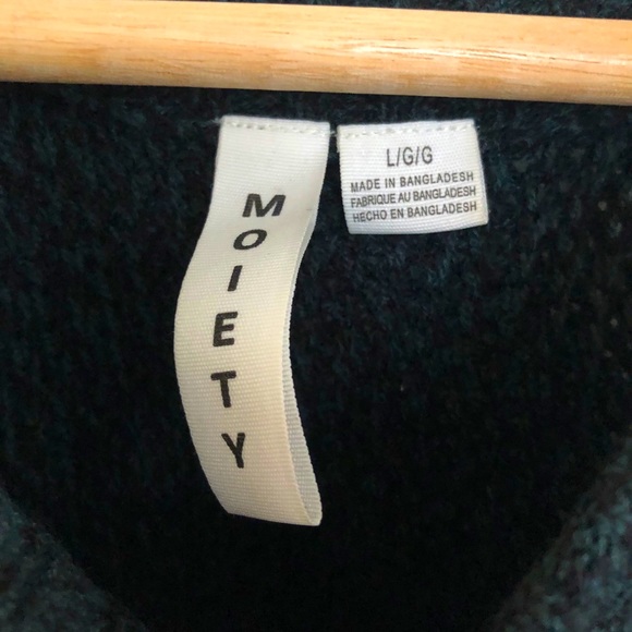 Peek-a-boo shoulders Knit Dress - Picture 4 of 4